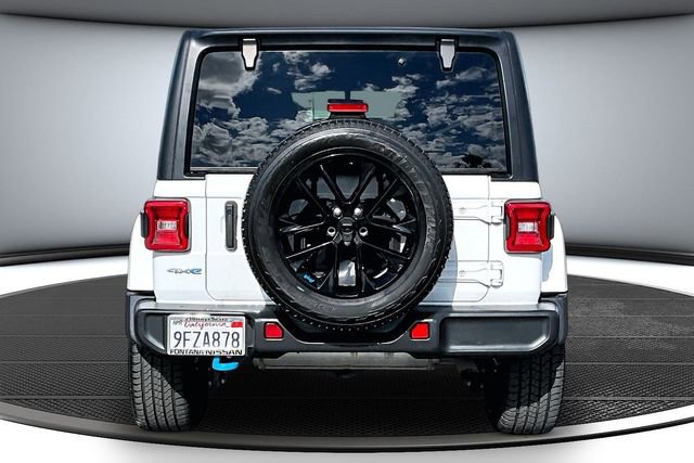 Used 2023 Jeep Wrangler Unlimited Sahara image 5