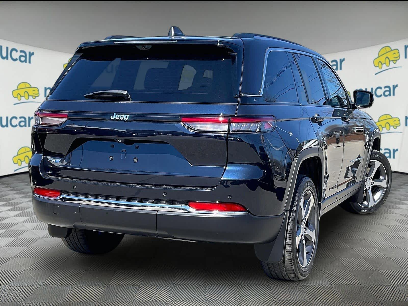 Used 2023 Jeep Grand Cherokee 4WD 4xe w/ Luxury Tech Group II image 6