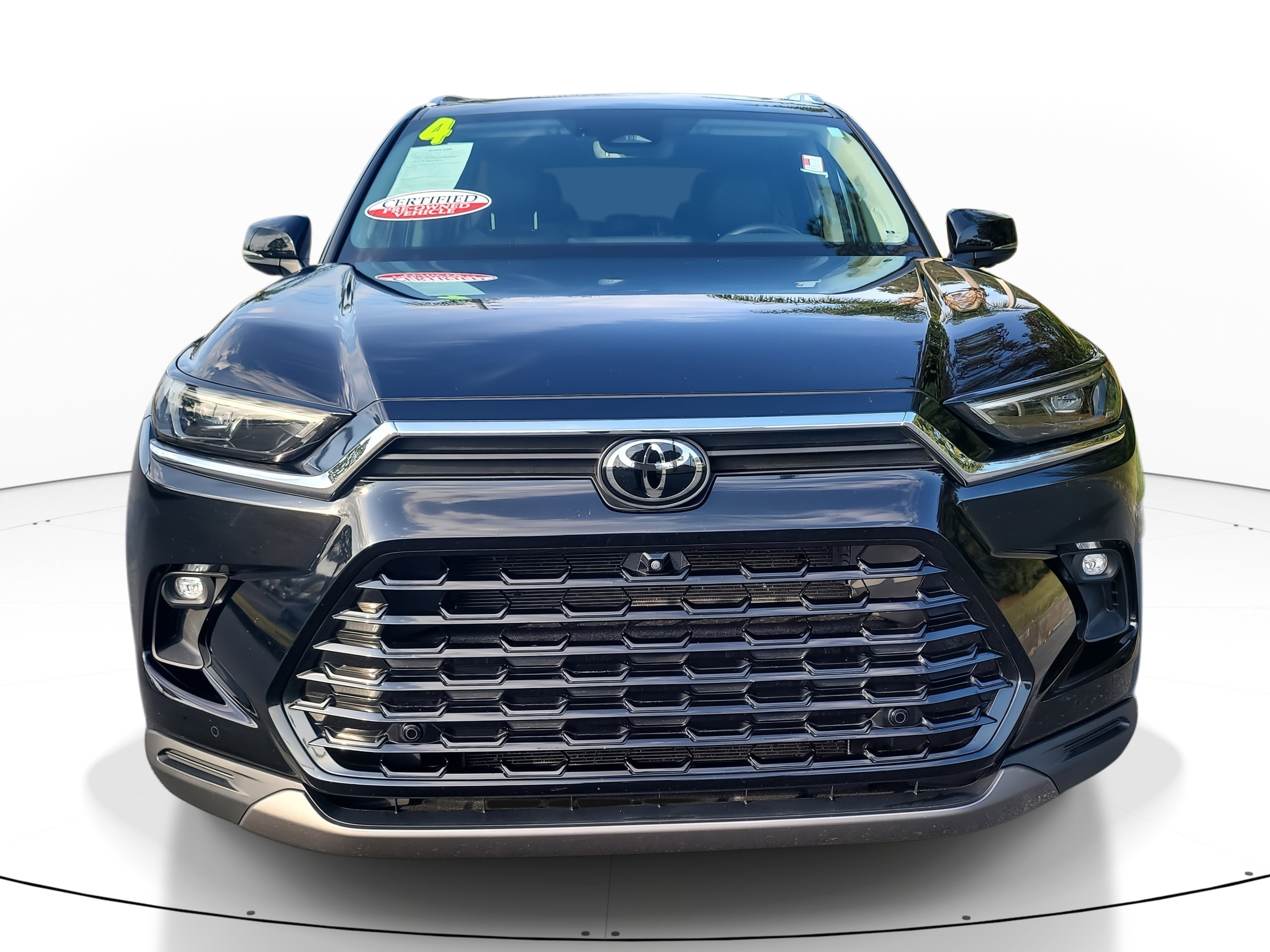 Used 2024 Toyota Grand Highlander Limited image 2