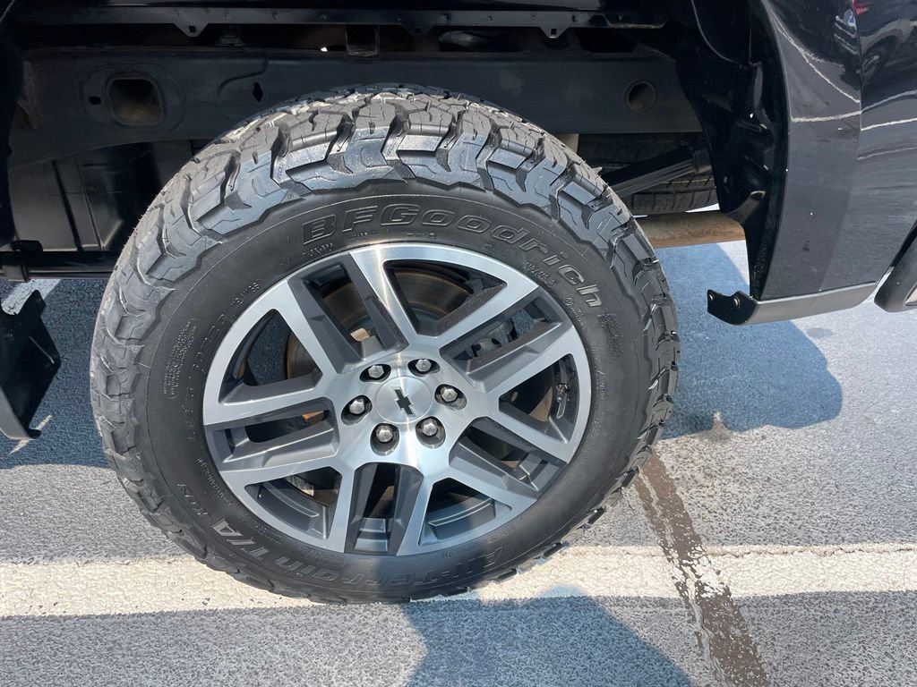 Used 2020 Chevrolet Silverado 1500 Custom Trail Boss w/ Custom Convenience Package AWD/4WD image 40