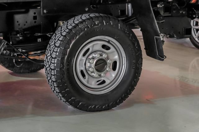 Used 2018 Ford F250 XL w/ Power Equipment Group AWD/4WD image 59