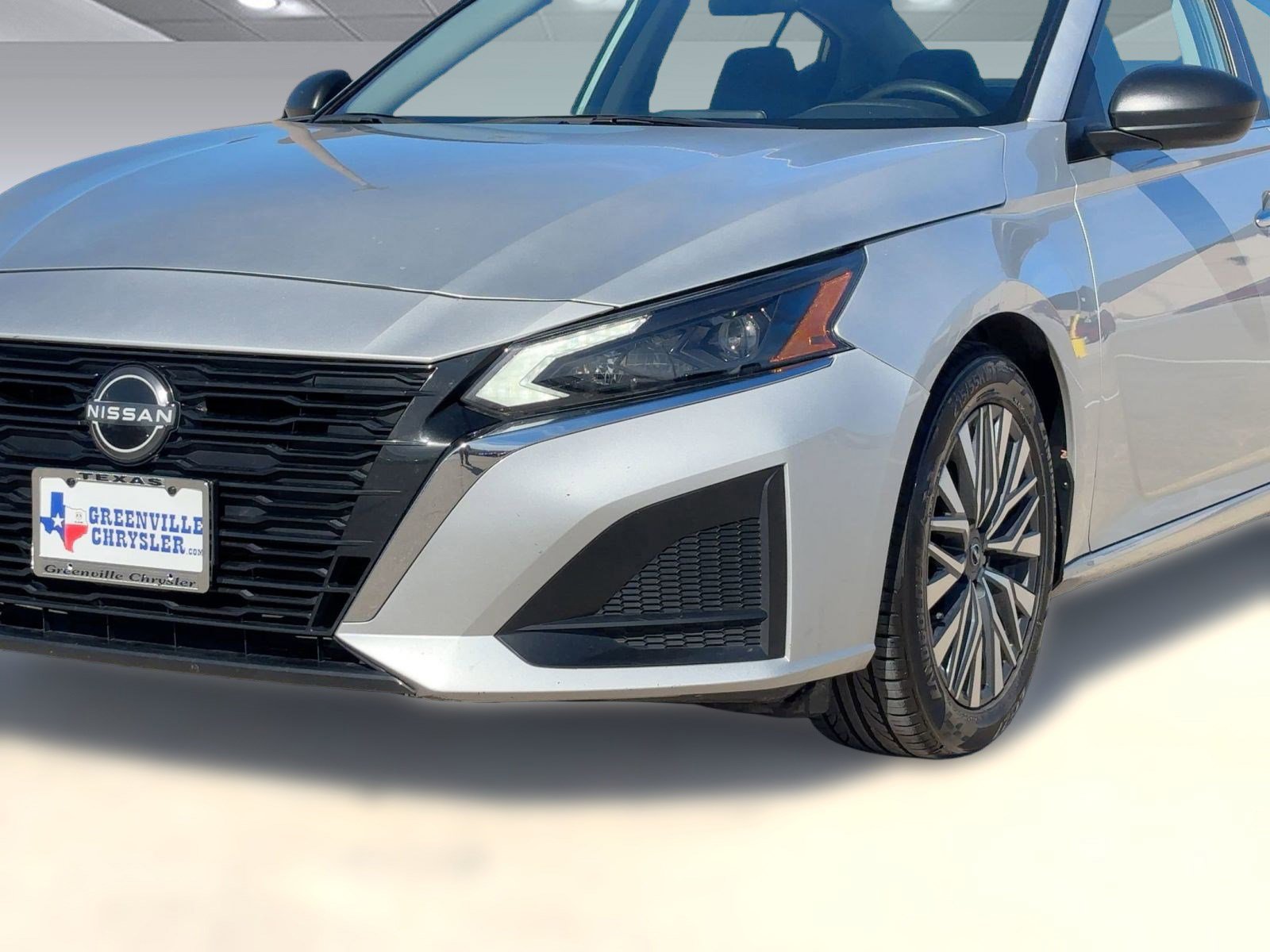 Used 2024 Nissan Altima 2.5 SV image 19