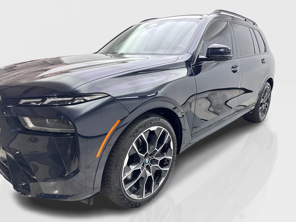 Used 2024 BMW X7 xDrive40i w/ M Sport Package image 11