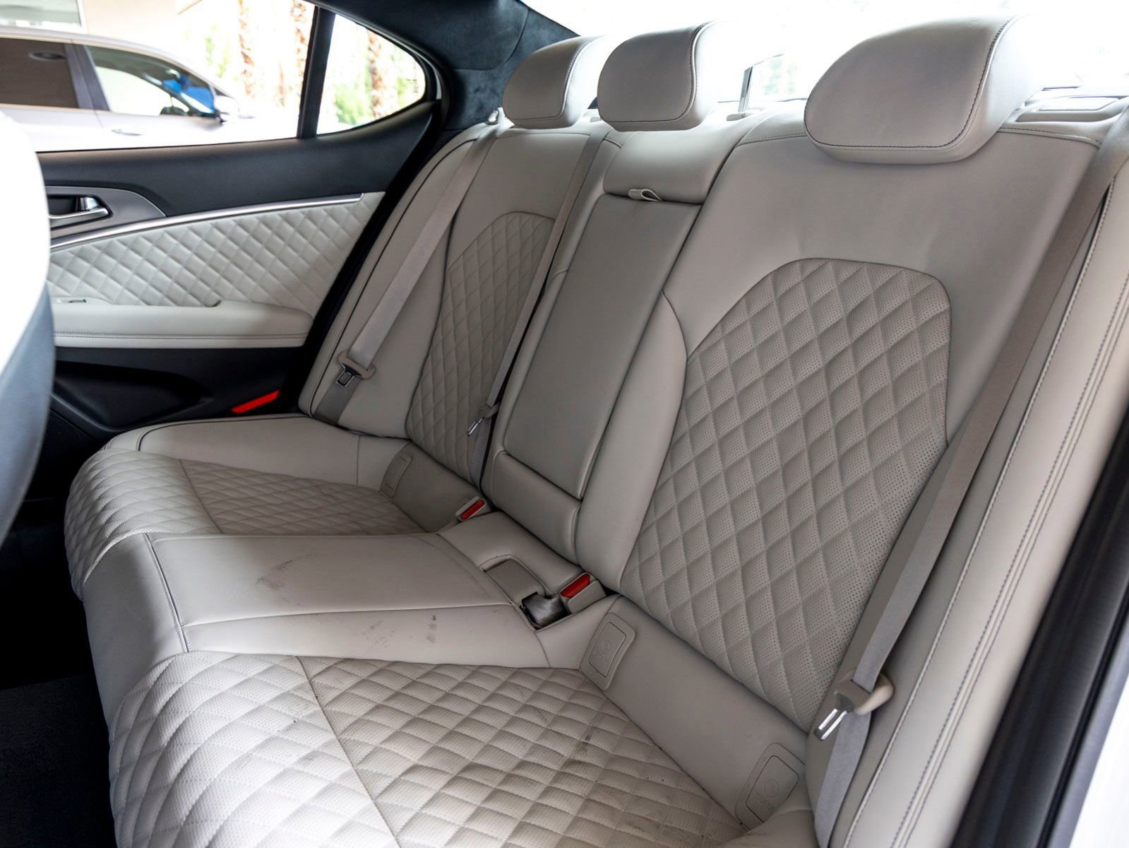 Used 2025 Genesis G70 3.3T Advanced w/ Sport Prestige Package image 21