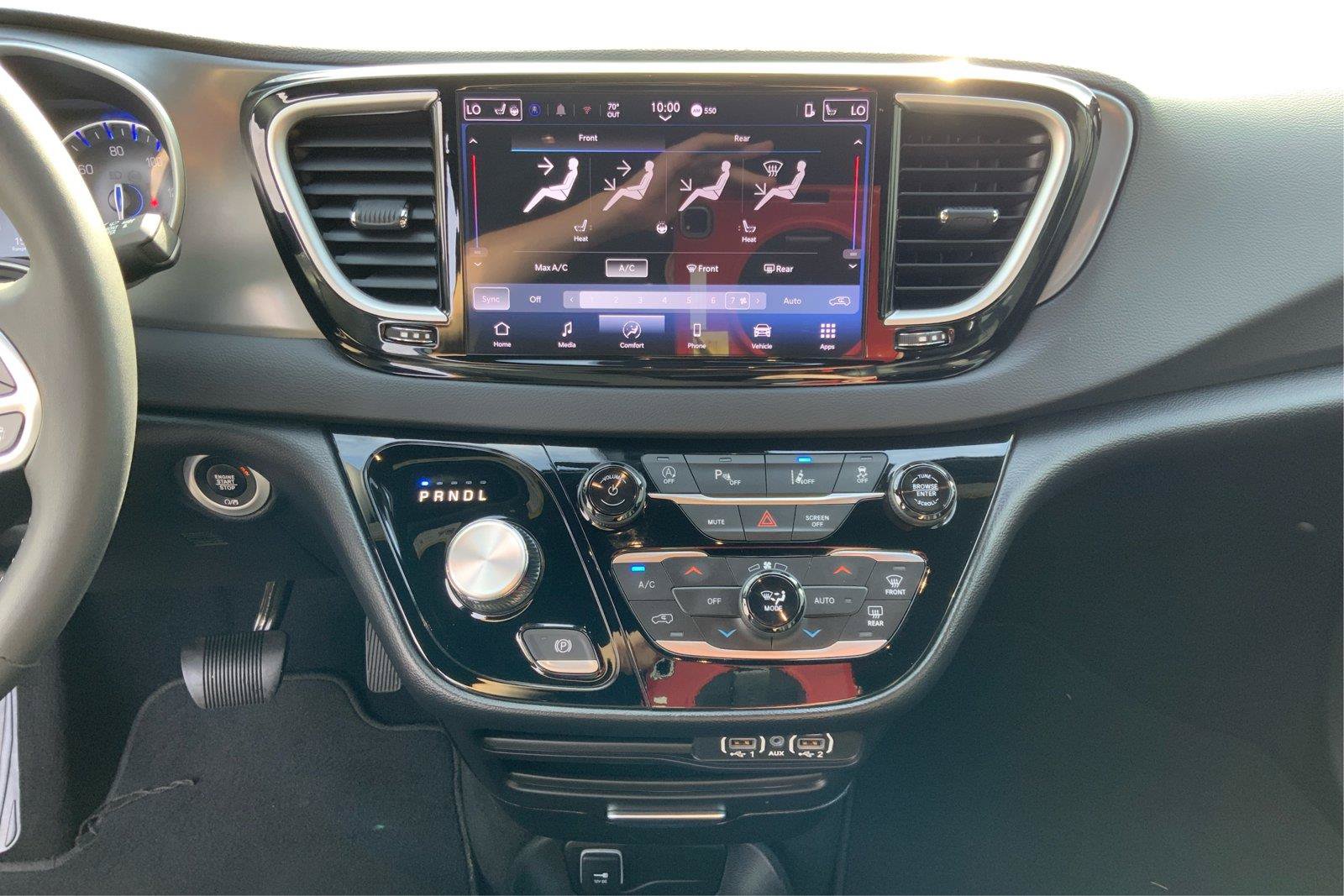 Used 2025 Chrysler Pacifica Select FWD image 33