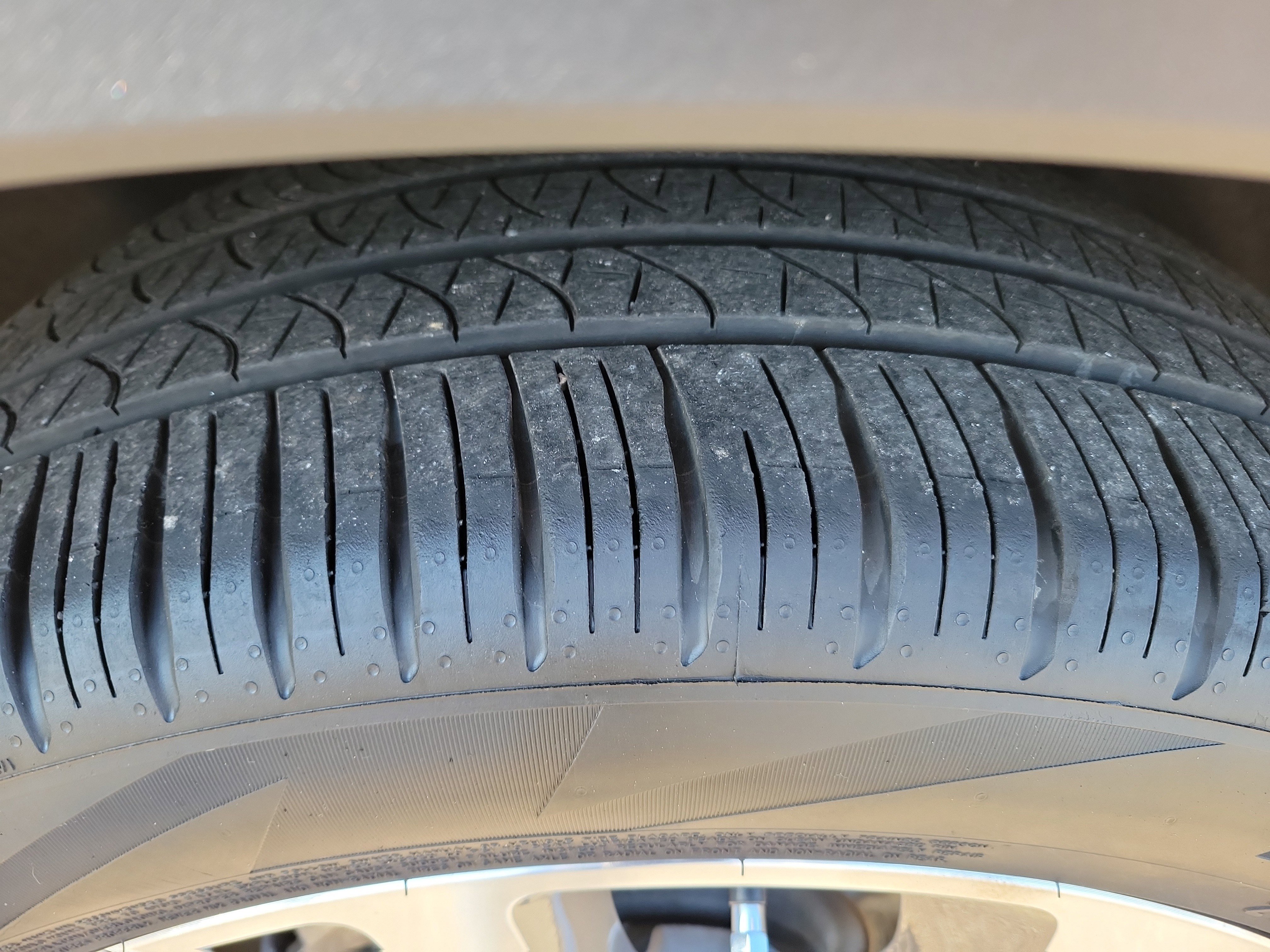 Used 2025 Ford Explorer Platinum w/ Ultimate Package image 29