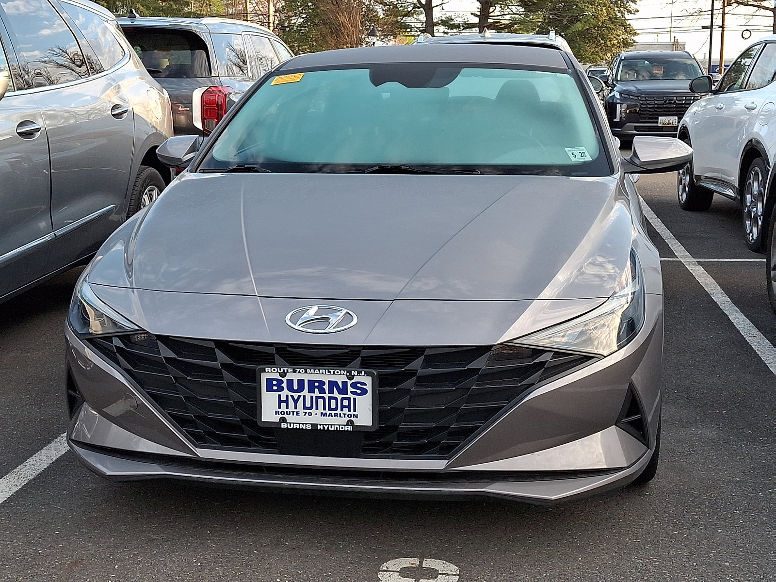 Used 2023 Hyundai Elantra SEL w/ Convenience Package image 4