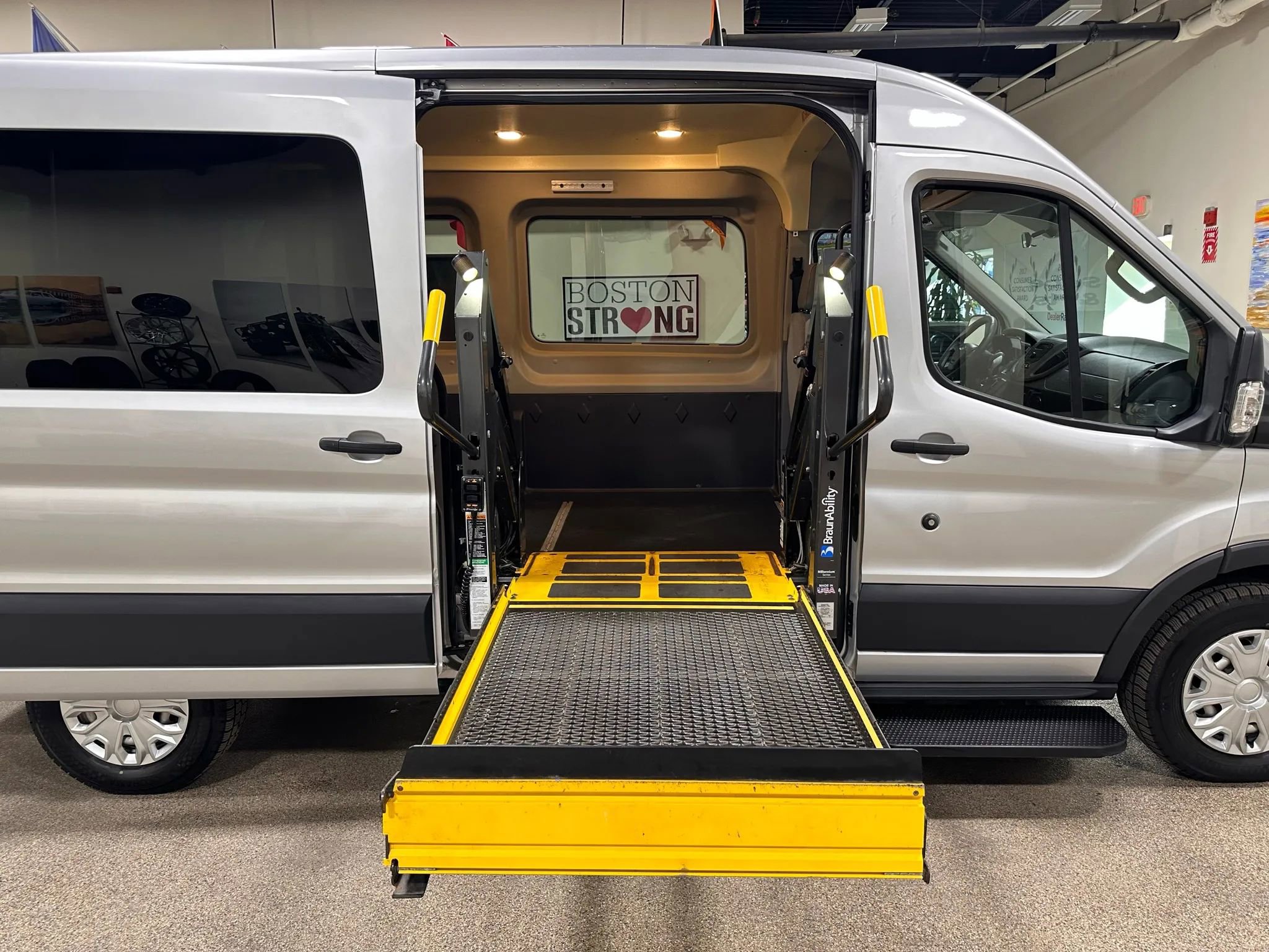 Used 2015 Ford Transit 350 148 Medium Roof image 26