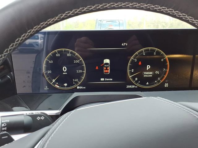 Used 2025 INFINITI QX80 Sensory image 8