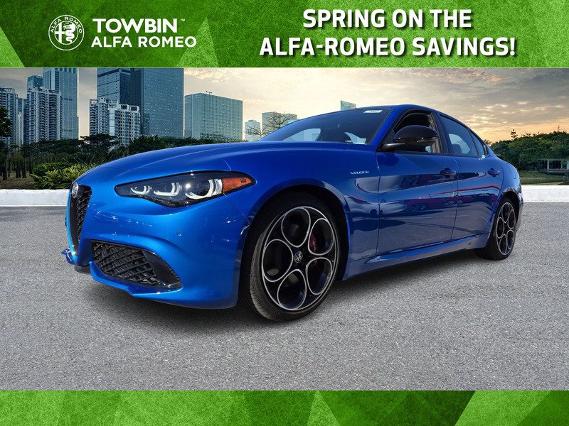New 2024 Alfa Romeo Giulia Veloce RWD video 1