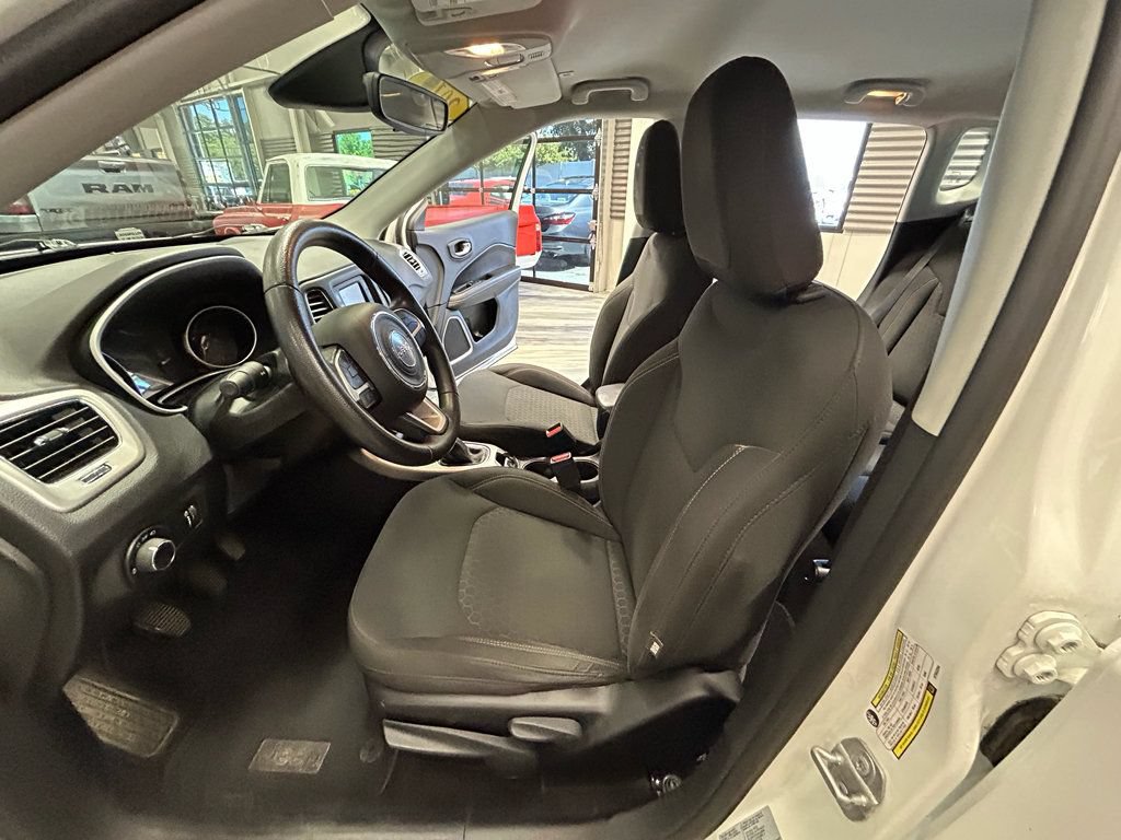 Used 2017 Jeep Compass Sport FWD image 49
