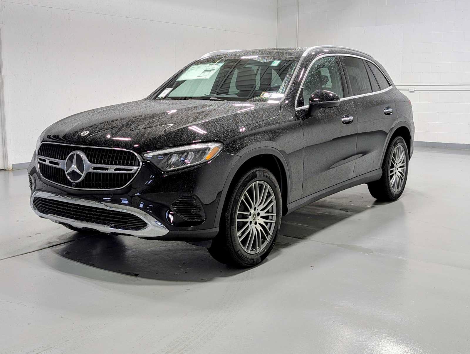 New 2026 Mercedes-Benz GLC 300 4MATIC image 1