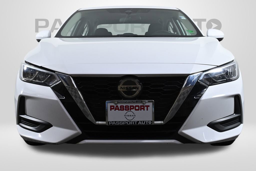 Used 2020 Nissan Sentra SV image 2
