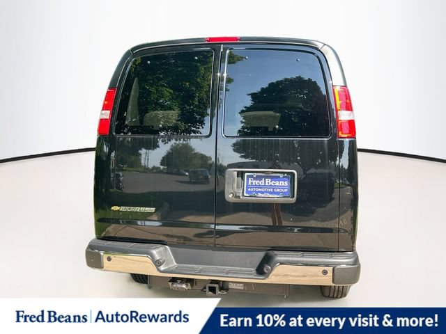 New 2026 Chevrolet Express 3500 LT w/ LT Preferred Equipment Group RWD image 6