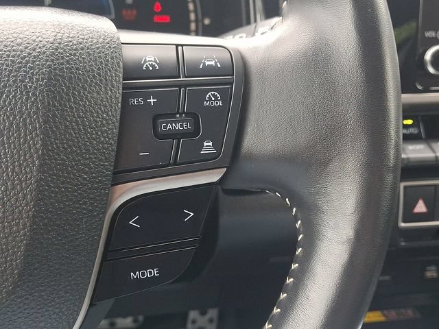 Used 2025 Toyota Camry SE FWD image 21
