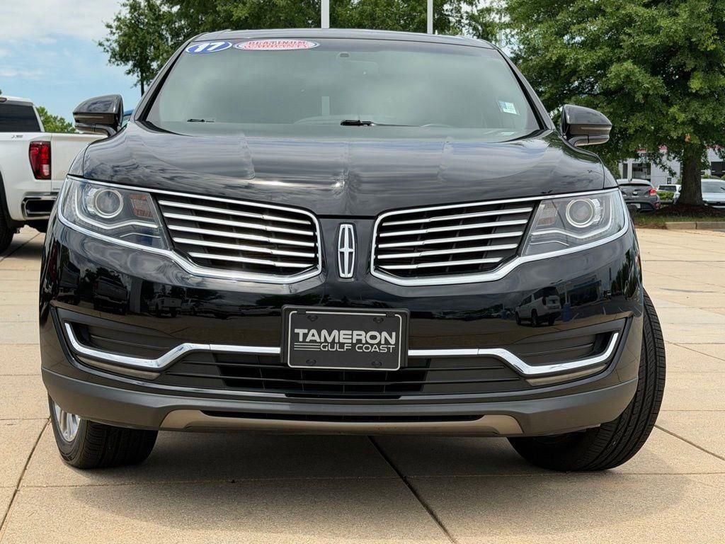 Used 2017 Lincoln MKX Reserve FWD image 3
