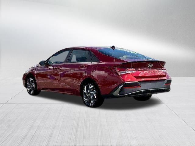 New 2025 Hyundai Elantra Sport image 14