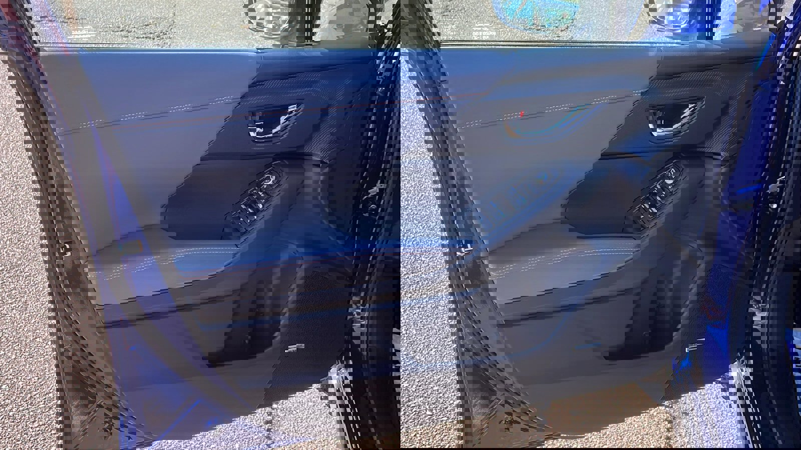 Used 2024 Subaru Crosstrek 2.5i Limited image 12