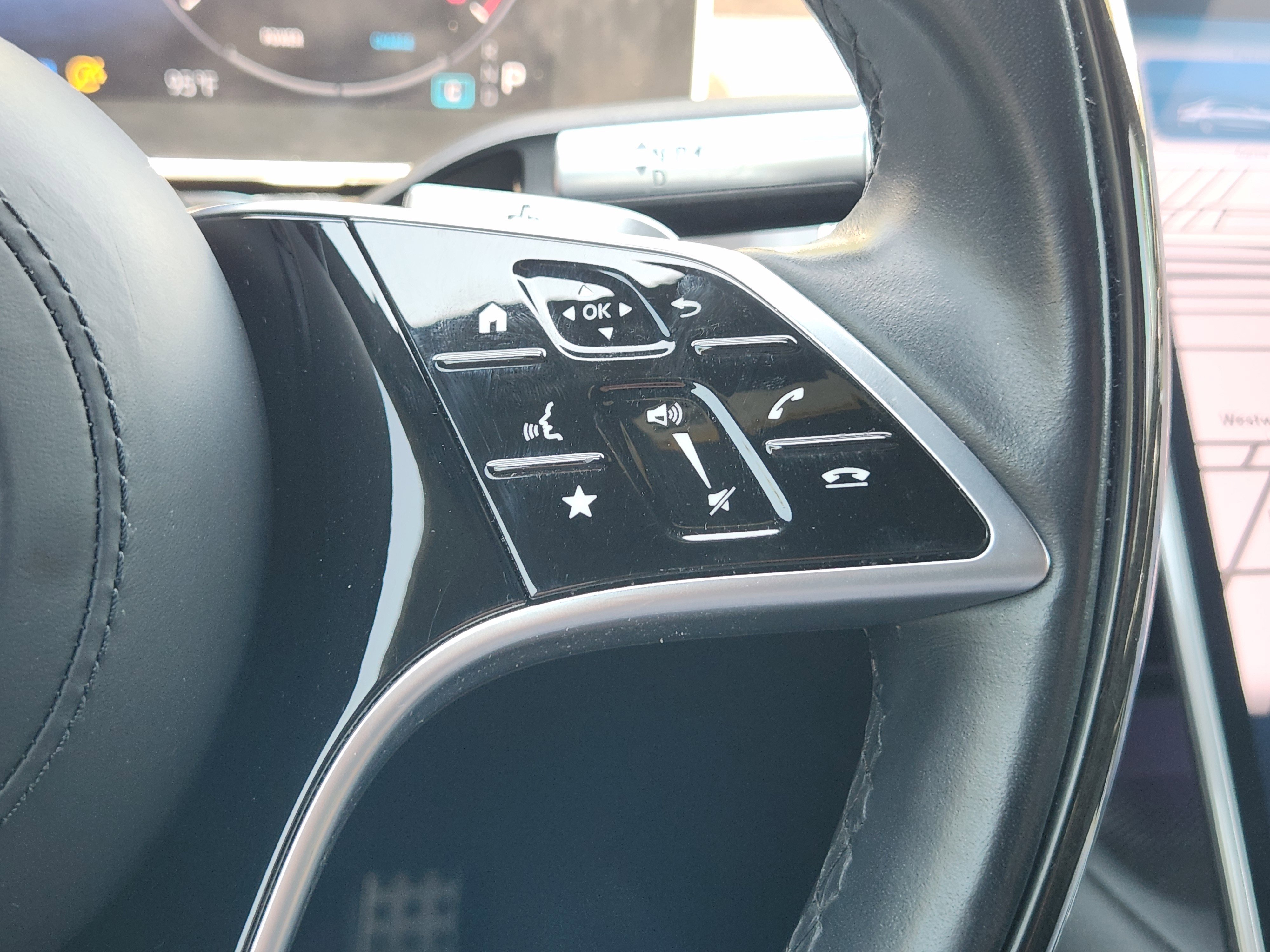 Certified 2023 Mercedes-Benz S 500 4MATIC image 29