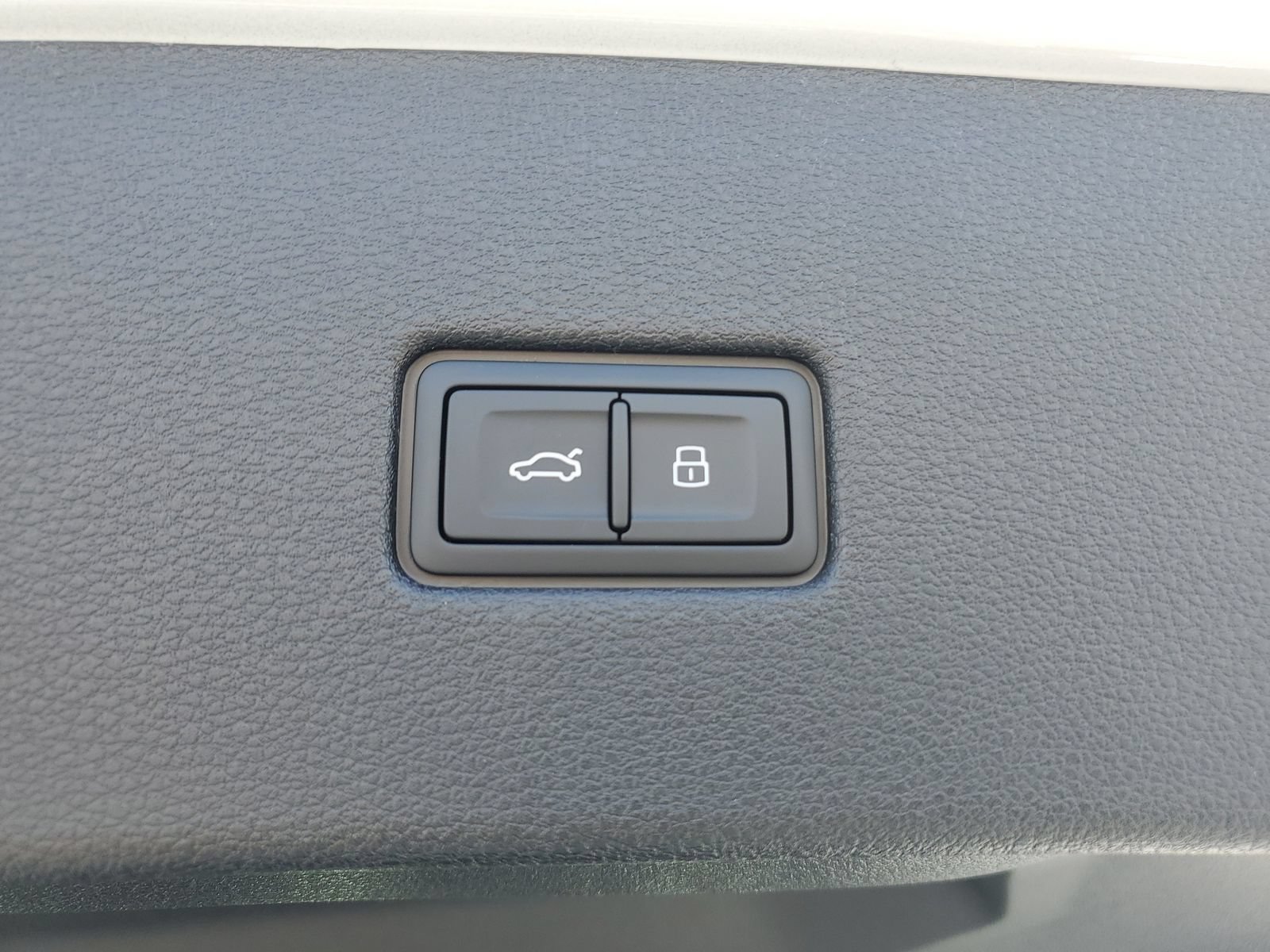 New 2026 Audi Q8 Premium Plus AWD/4WD image 9