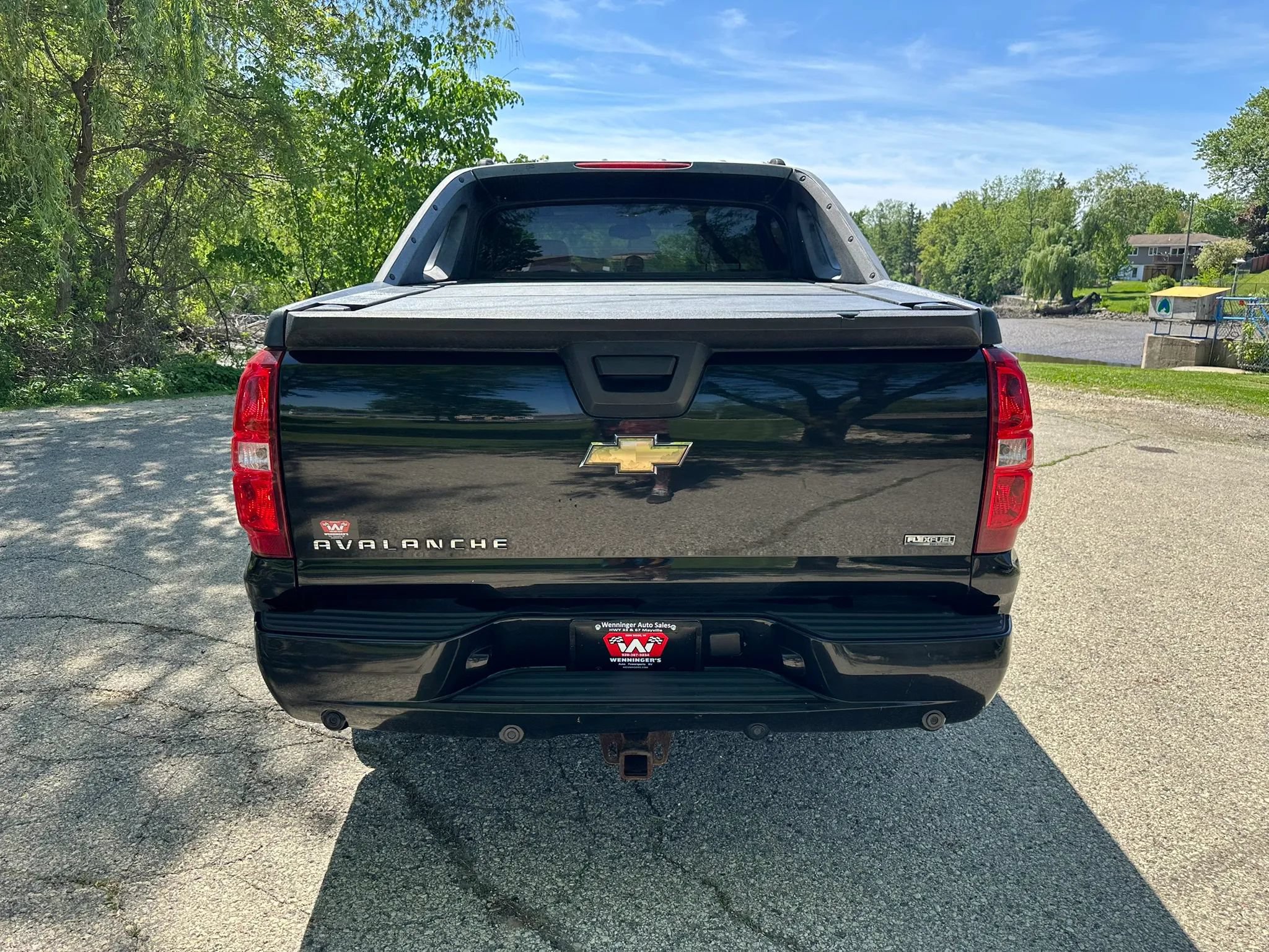 Used 2007 Chevrolet Avalanche LTZ w/ LTZ Preferred Equipment Group AWD/4WD image 8