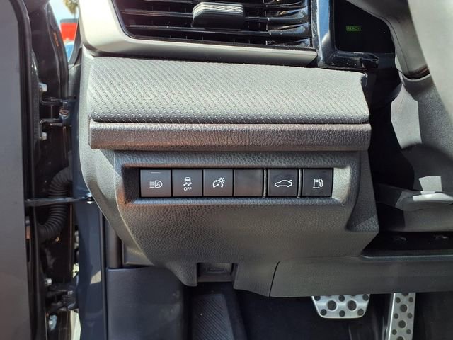 Used 2025 Toyota Camry SE FWD image 15