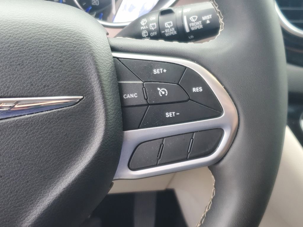 Used 2024 Chrysler Voyager LX image 23