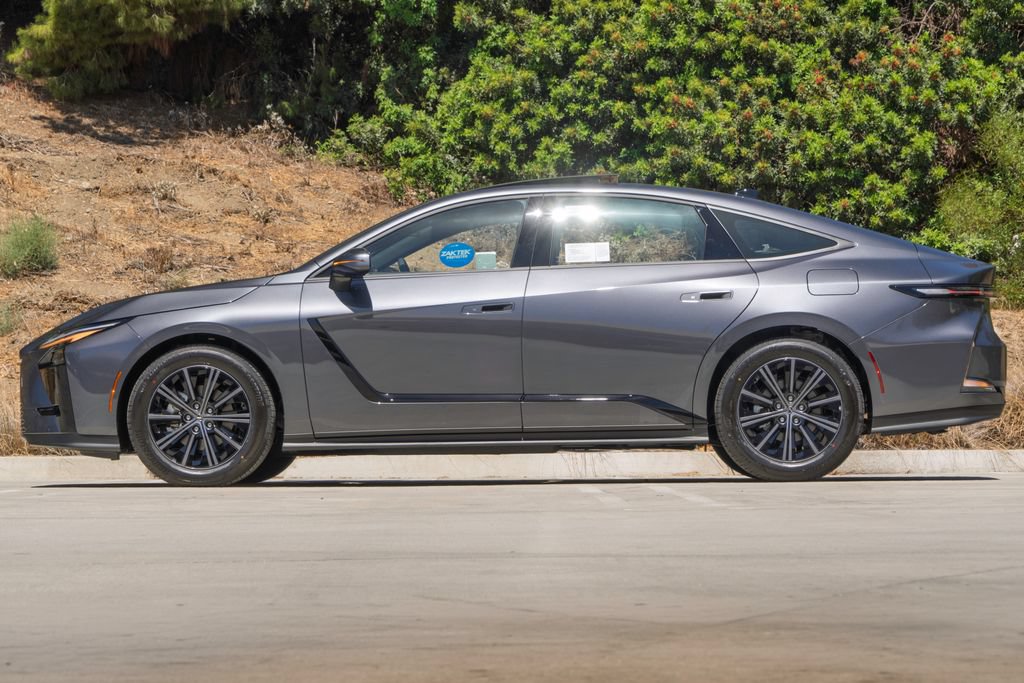 New 2026 Lexus ES 350h AWD image 6