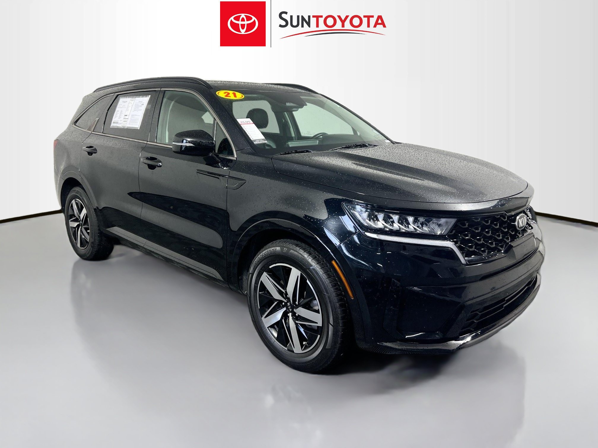 Used 2021 Kia Sorento S w/ Panoramic Sunroof Package FWD image 1