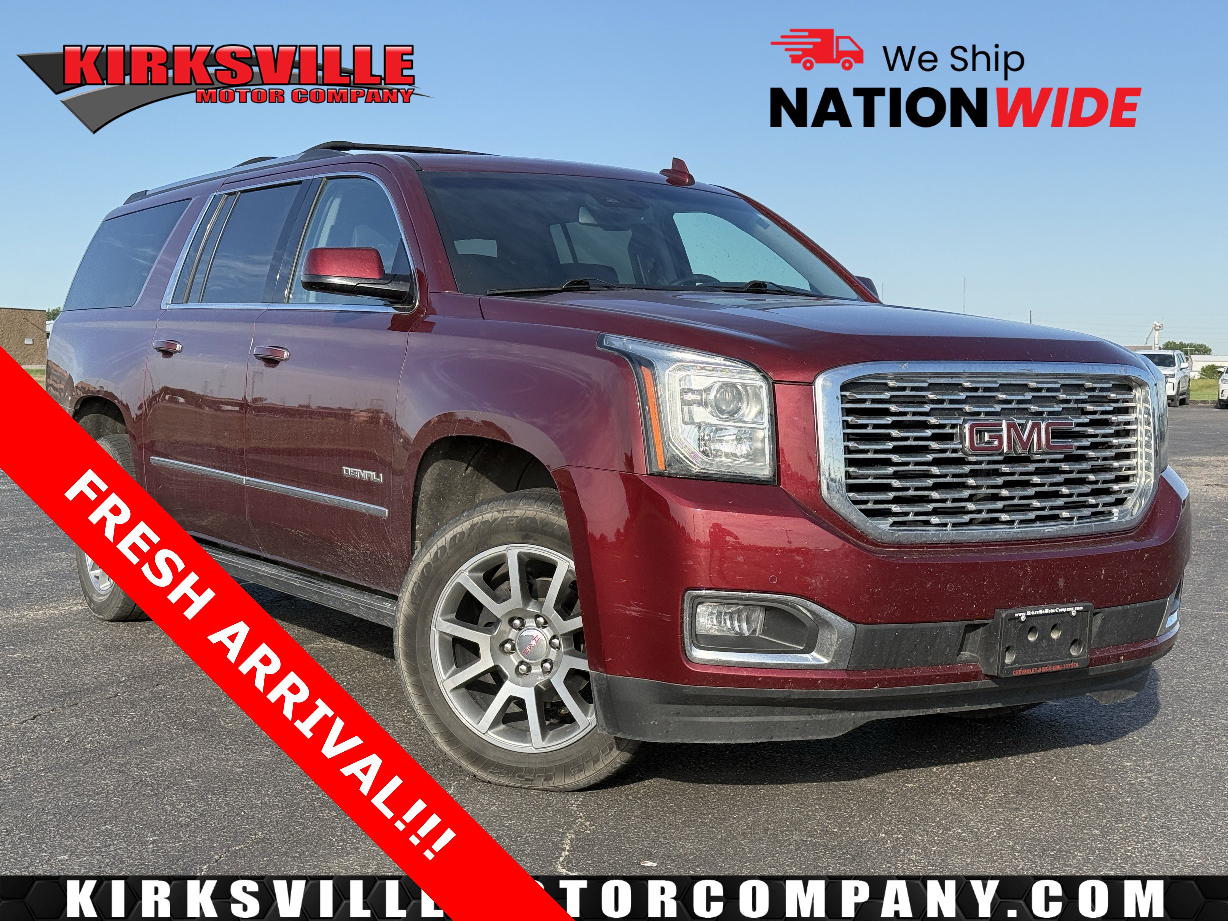 Used 2019 GMC Yukon XL Denali w/ Open Road Package AWD/4WD image 1