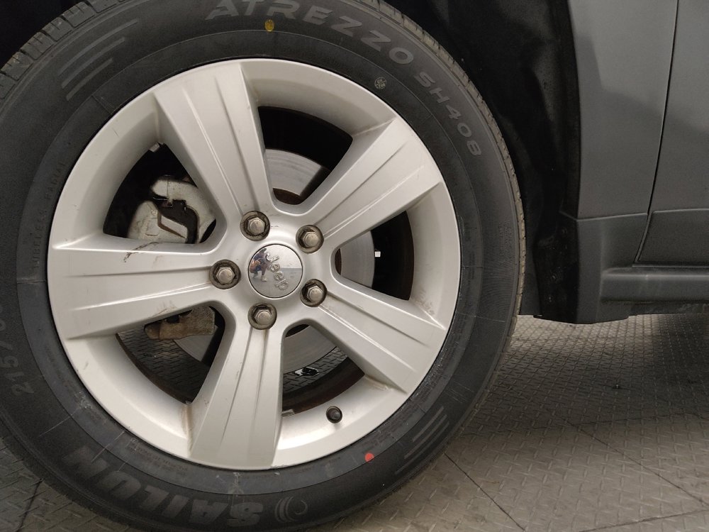 Used 2016 Jeep Compass Sport w/ Power Value Group image 31