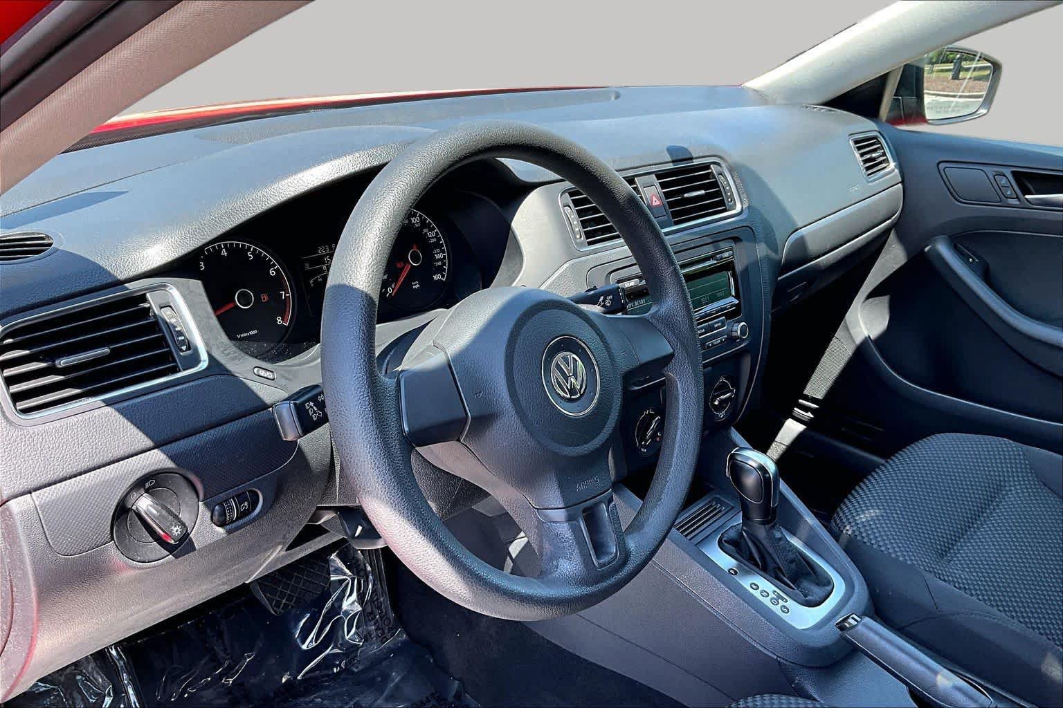 Used 2014 Volkswagen Jetta S FWD image 17