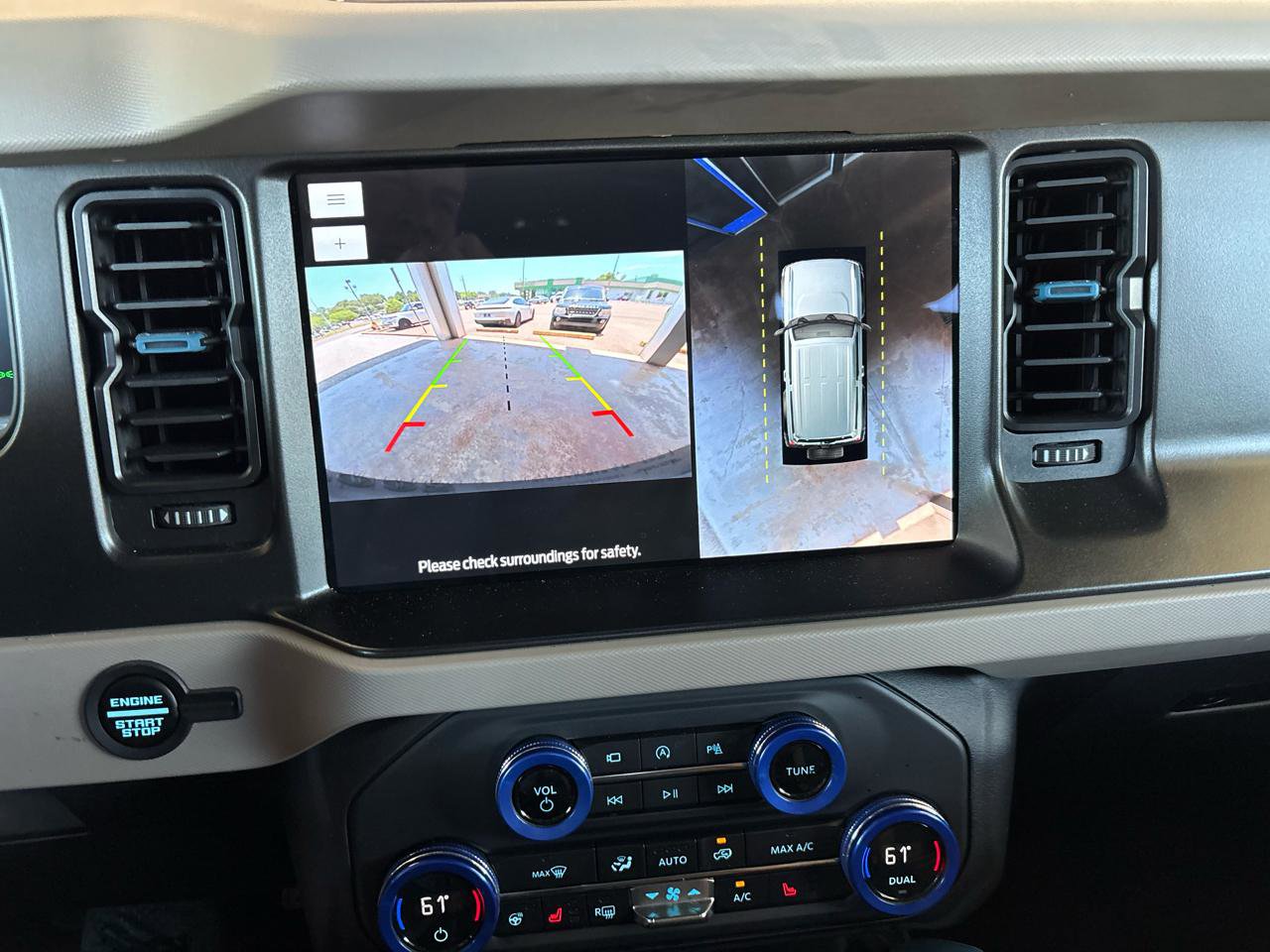 Used 2023 Ford Bronco Wildtrak AWD/4WD image 16