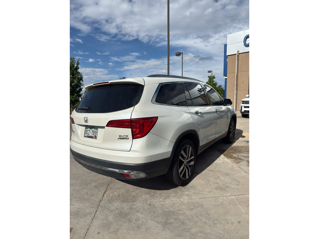 Used 2018 Honda Pilot Elite image 3