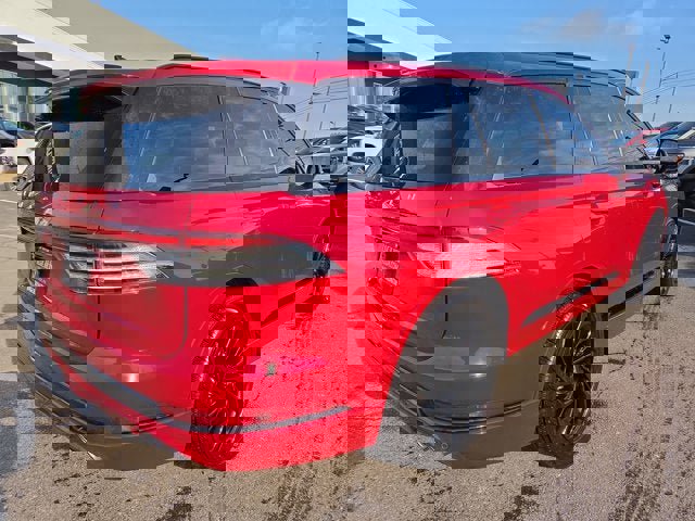 Used 2025 Lincoln Aviator Reserve w/ Equipment Group 201A image 5