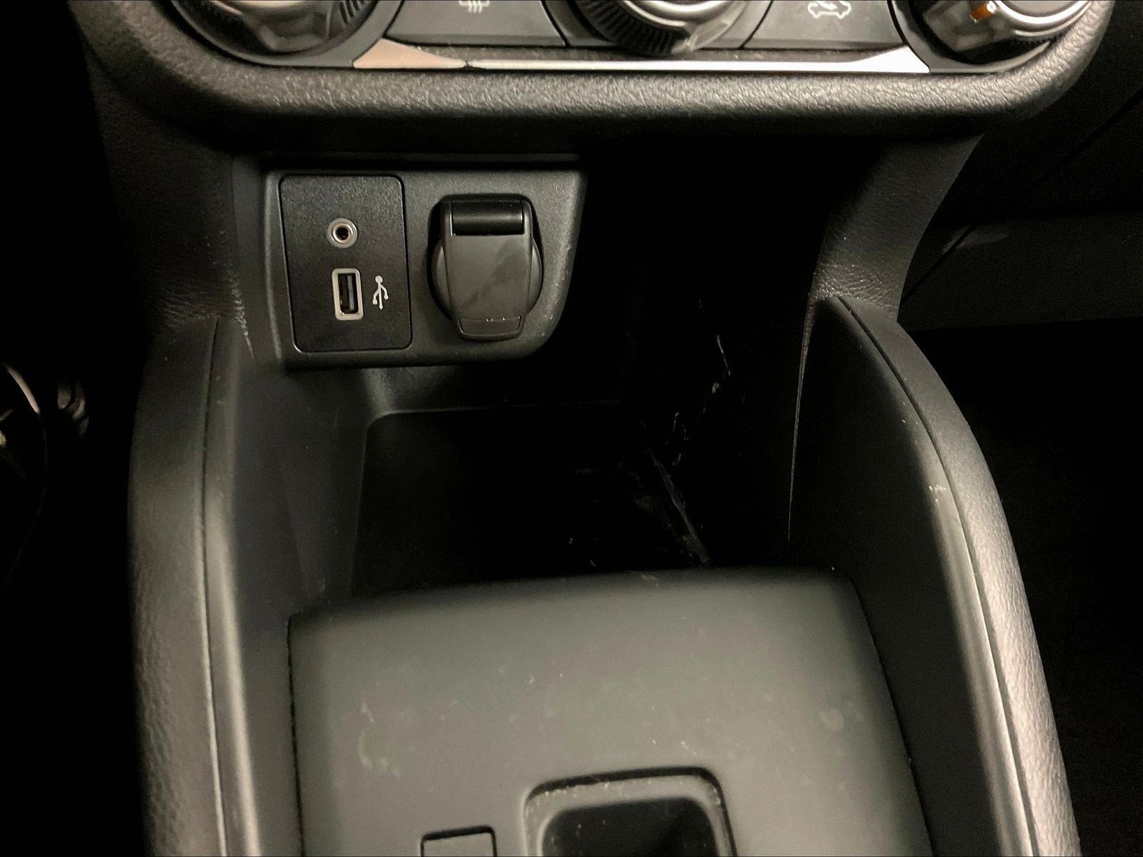 Used 2025 Nissan Versa S w/ Trunk Package FWD image 16