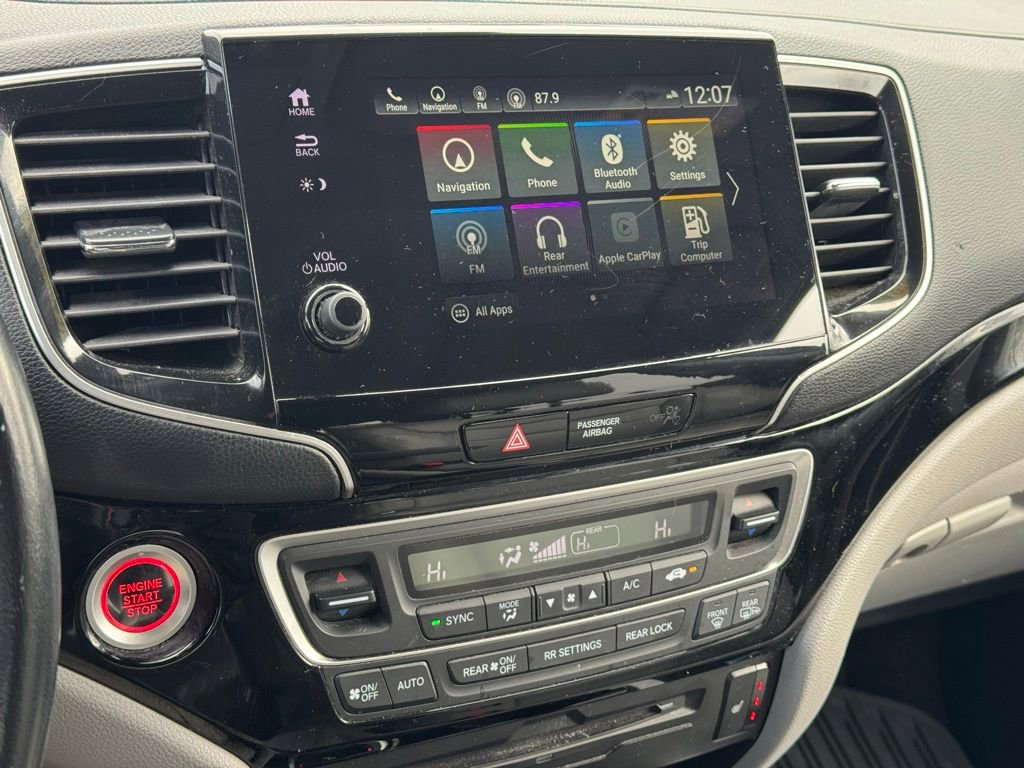 Used 2020 Honda Pilot Touring image 36