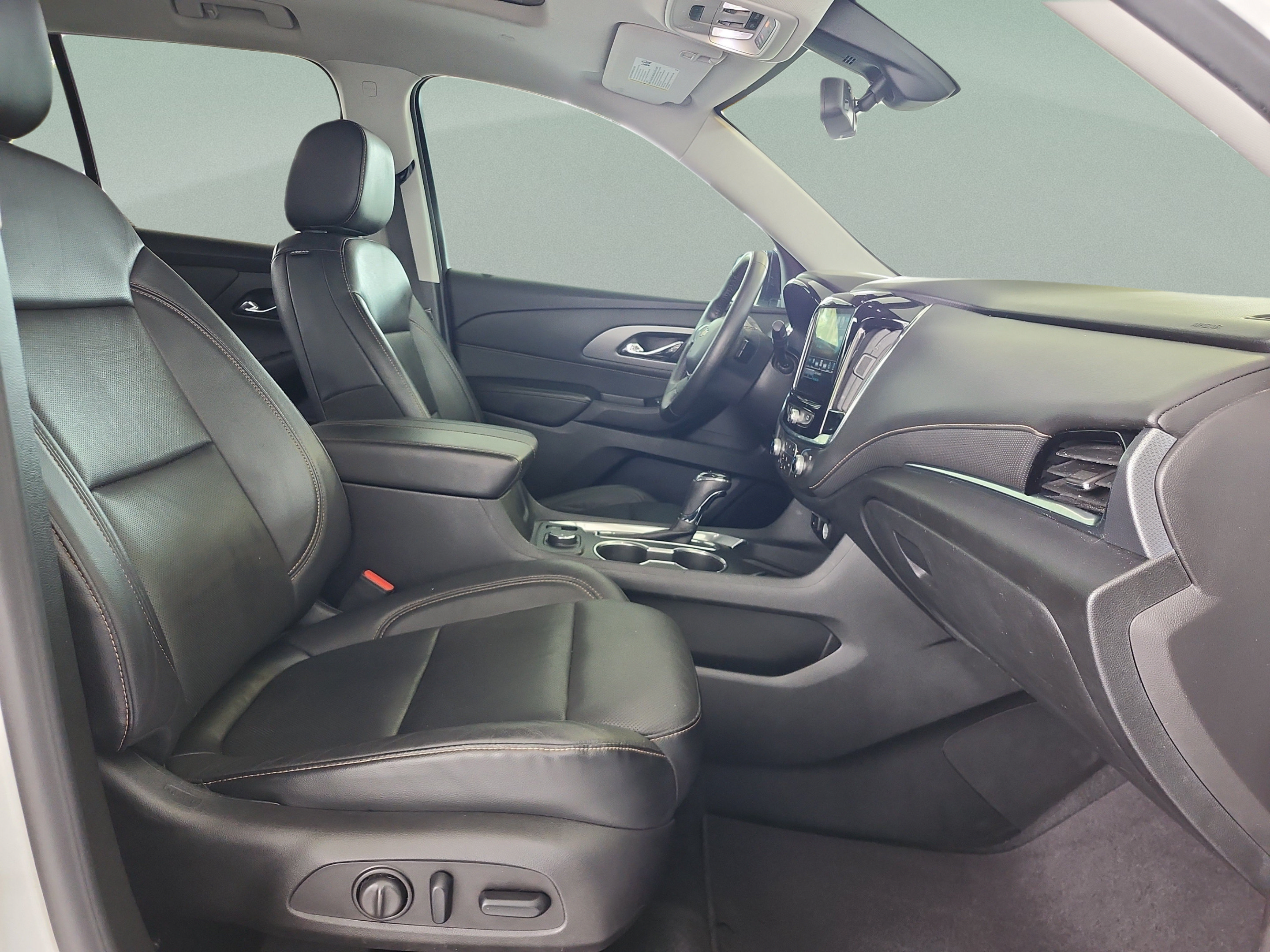 Used 2018 Chevrolet Traverse Premier w/ Redline Edition FWD image 20