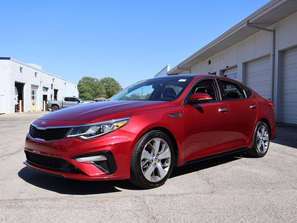 Used 2019 Kia Optima S w/ S Panoramic Sunroof Package FWD image 4