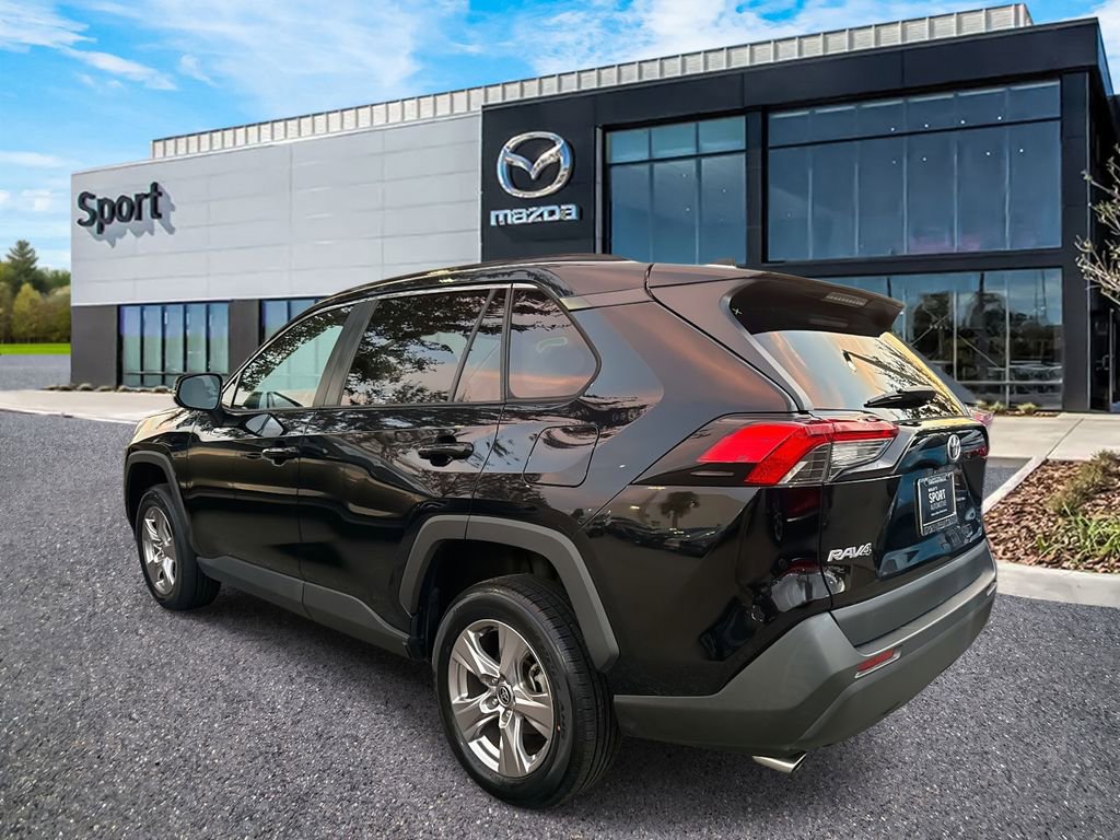 Used 2022 Toyota RAV4 XLE image 7