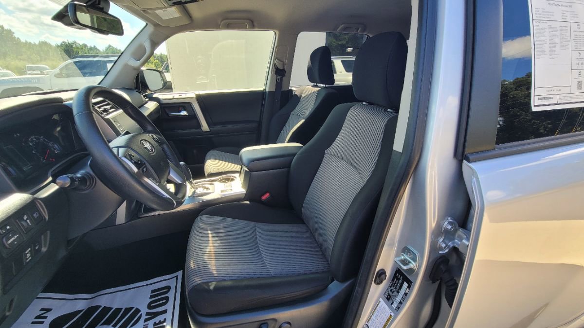 Used 2024 Toyota 4Runner SR5 image 9