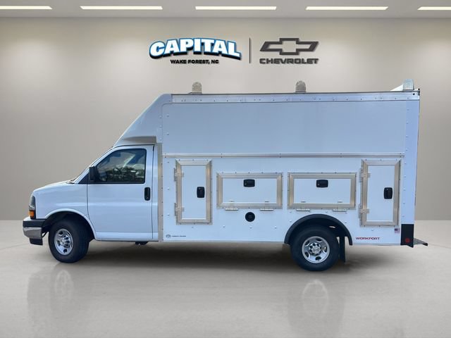 New 2025 Chevrolet Express 3500 w/ Power Convenience Package RWD image 10