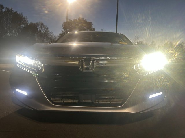 Used 2018 Honda Accord Touring image 22