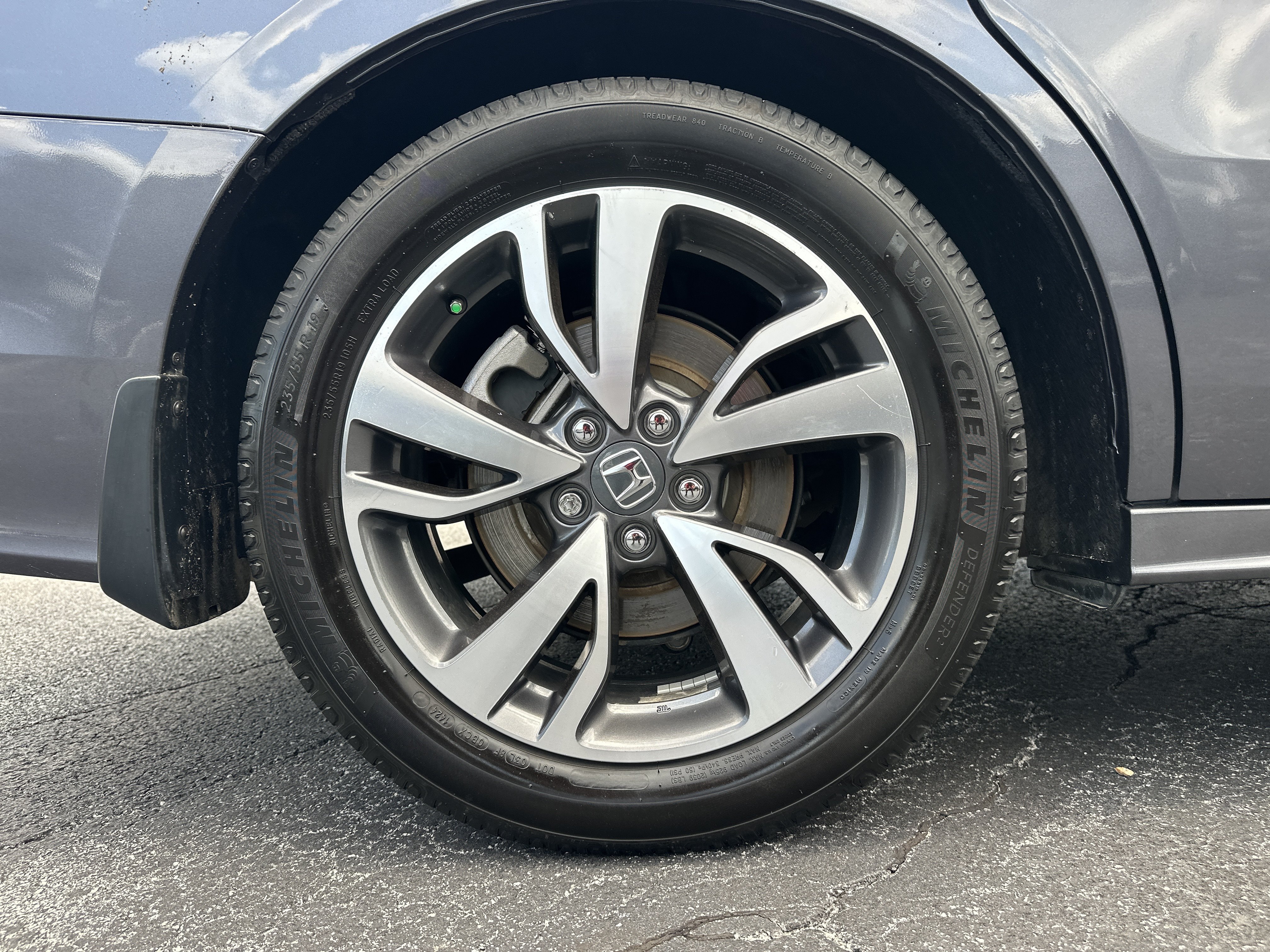 Used 2023 Honda Odyssey Touring image 17