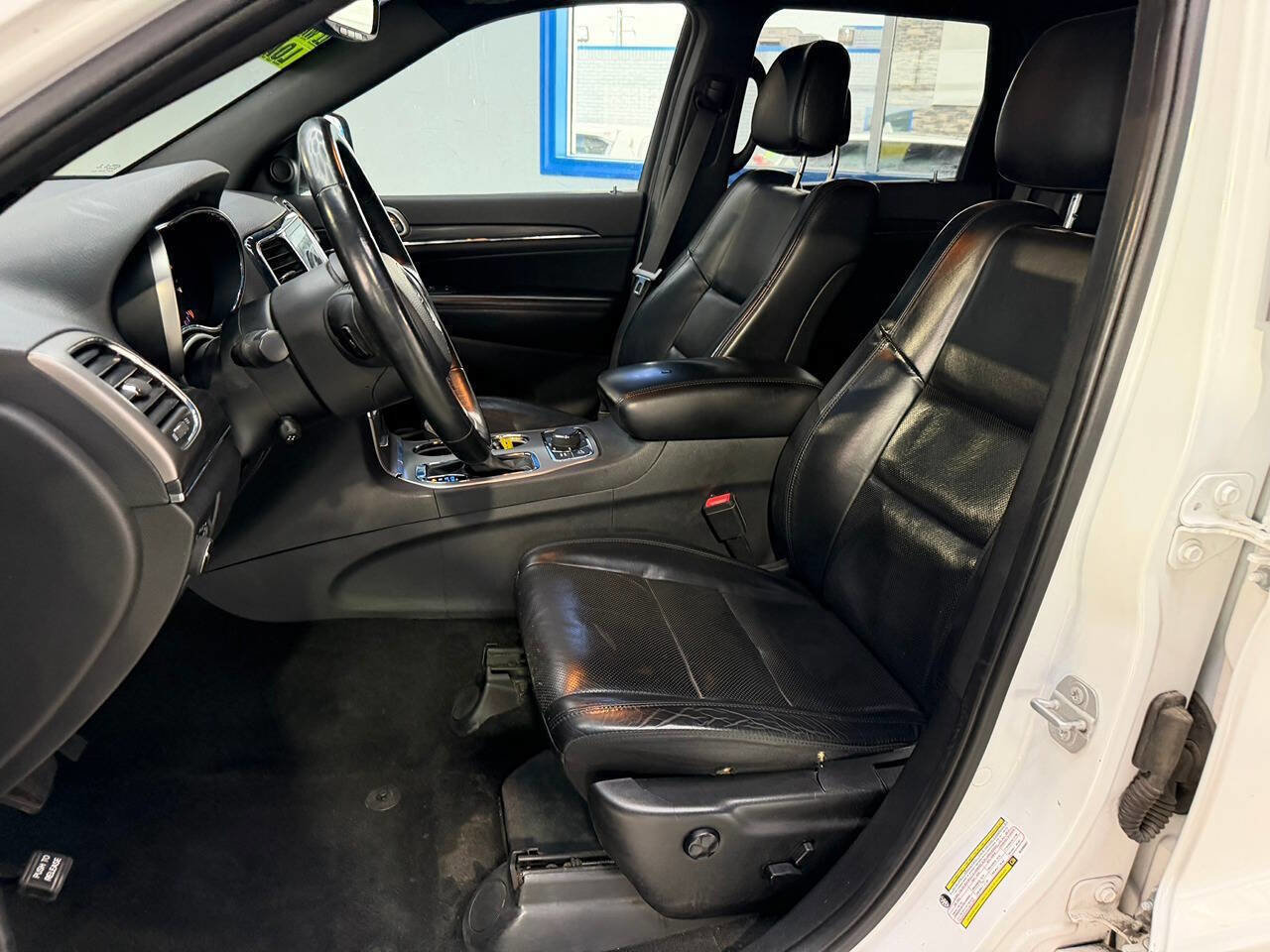Used 2019 Jeep Grand Cherokee Limited w/ Luxury Group II AWD/4WD image 22