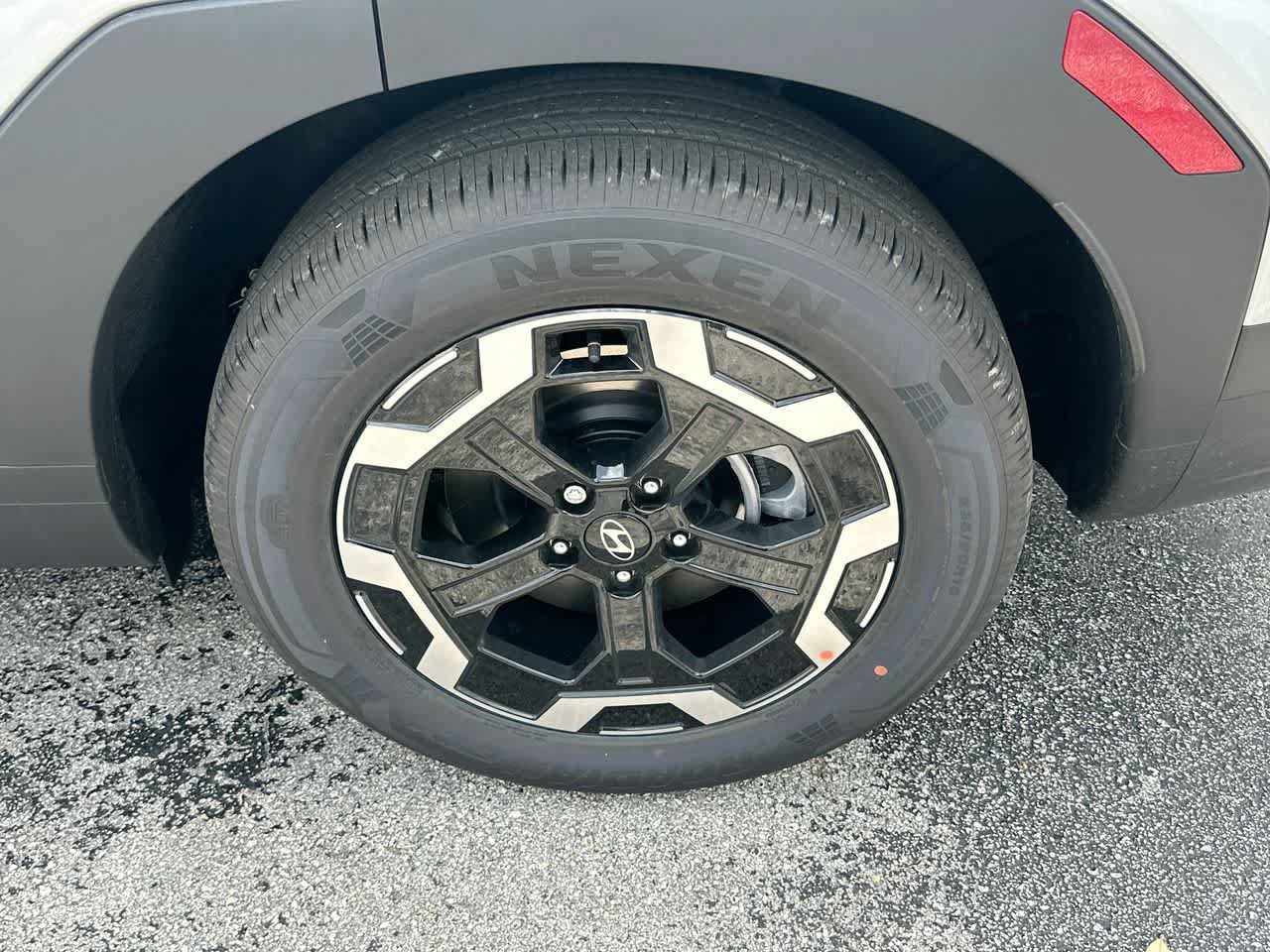 New 2026 Hyundai Santa Fe SE w/ Tow & Go Package FWD image 11