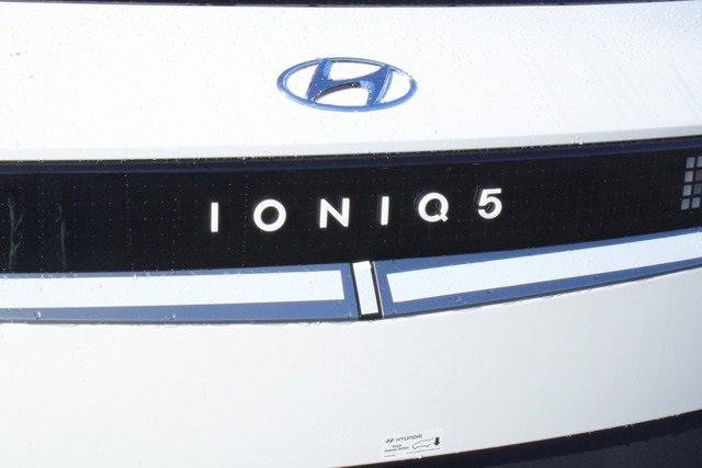 New 2024 Hyundai Ioniq 5 SEL image 10