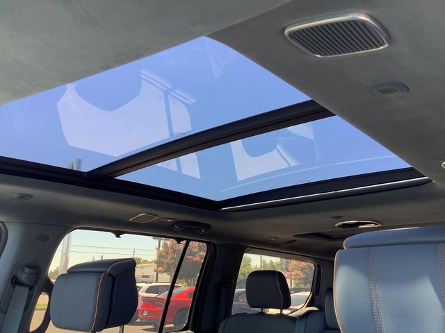 Used 2024 Jeep Grand Wagoneer Series III w/ Flexible Seating Group image 22