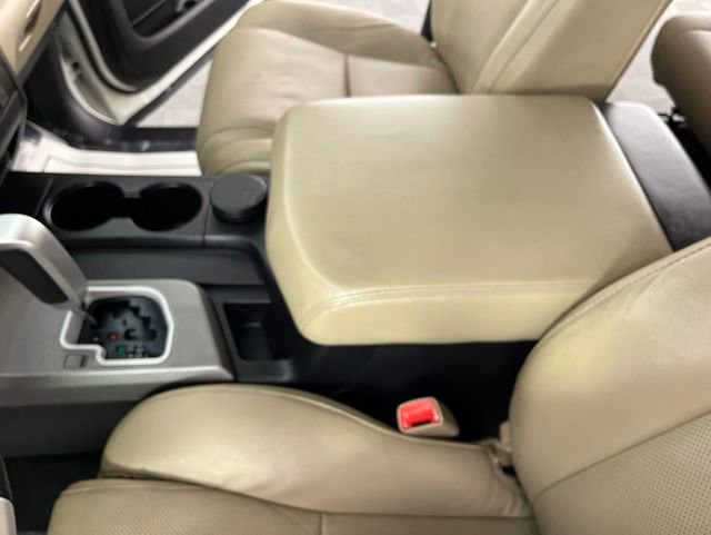 Used 2017 Toyota Sequoia Platinum RWD image 29