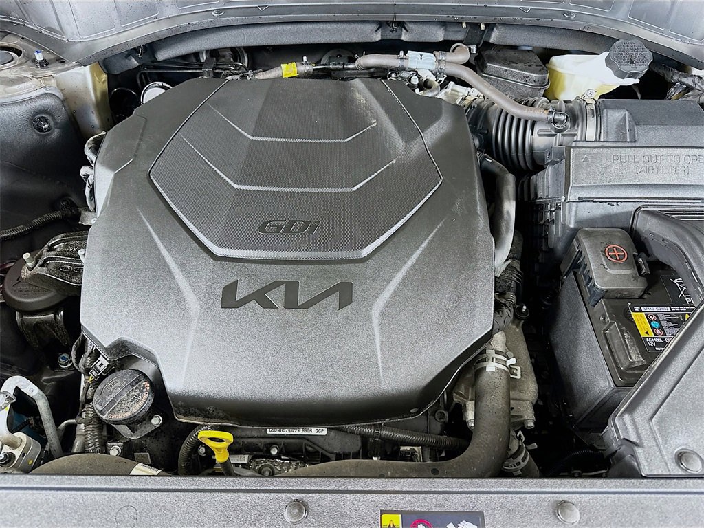 Certified 2024 Kia Telluride SX Prestige w/ Towing Package image 37